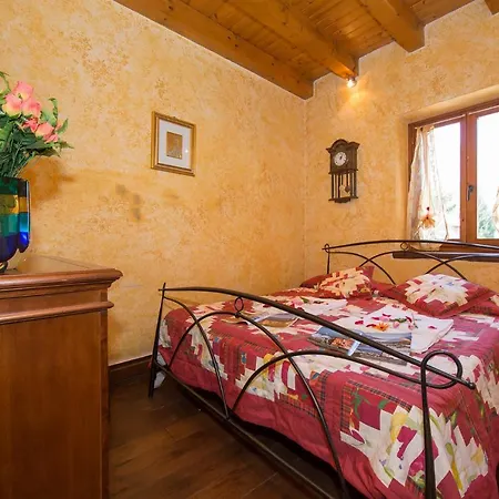 Sleeps 8 Pool Air Con Villa *